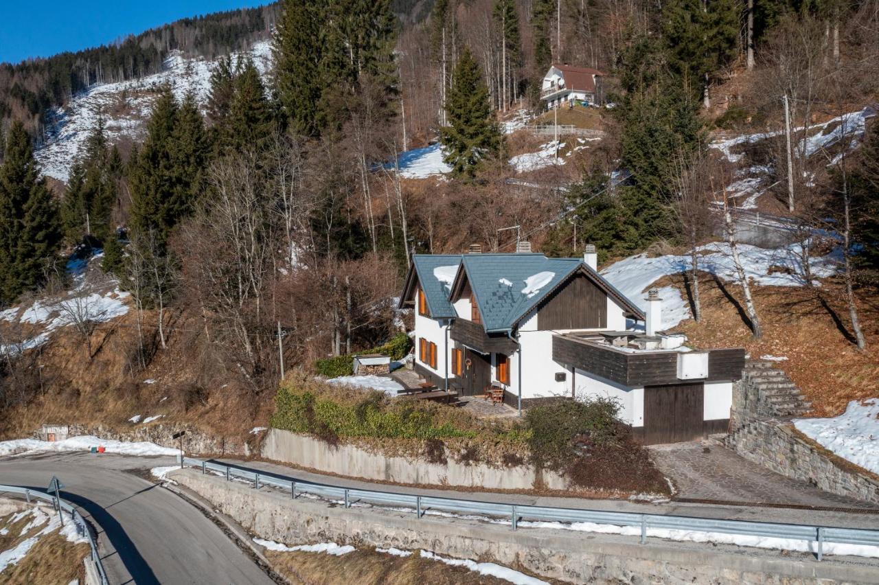 Panoramic House Carnia - Mountain View Apt With Parking And Terraces Βίλα Ligosullo Εξωτερικό φωτογραφία