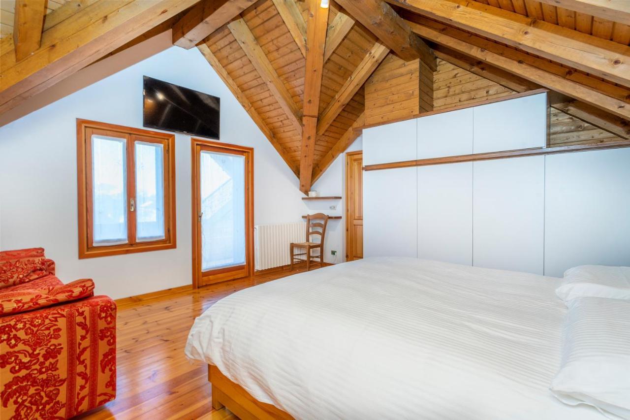 Panoramic House Carnia - Mountain View Apt With Parking And Terraces Βίλα Ligosullo Εξωτερικό φωτογραφία