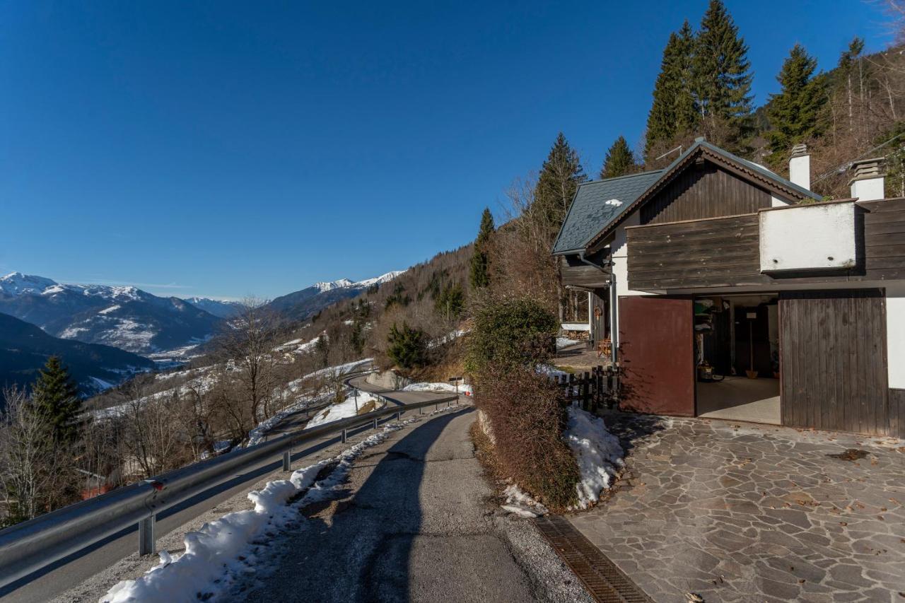Panoramic House Carnia - Mountain View Apt With Parking And Terraces Βίλα Ligosullo Εξωτερικό φωτογραφία